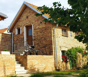 Starý dvůr pod Pálavou Šakvice